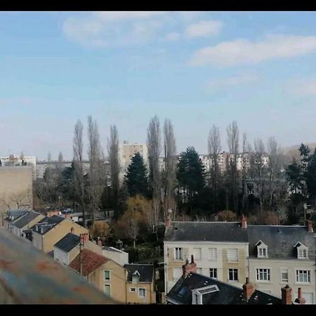 Apartamento Un Temps Pour Soi Châteauroux Exterior foto
